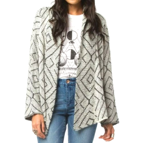 BILLABONG Womens Large Gray Diamond Print Soft Open Front Aztec Cardigan Sweater - Picture 1 of 9